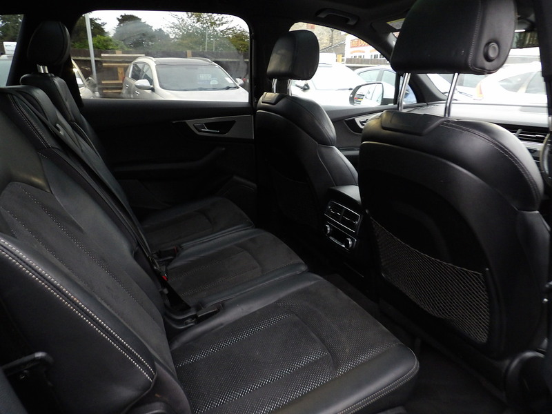Used Audi Q7 2015 for sale - 76339749: Photo 8