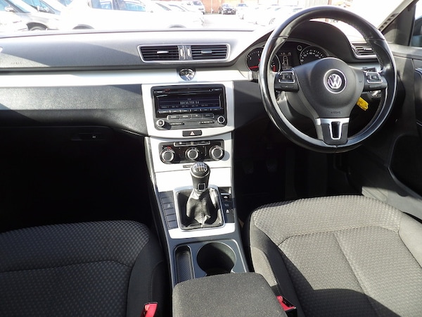 Used Volkswagen Passat 2014 for sale - 76308104: Photo 28