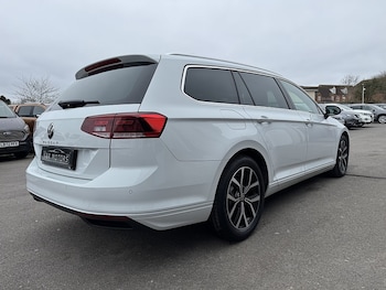 Used Volkswagen Passat 2022 for sale - 79591392: Photo