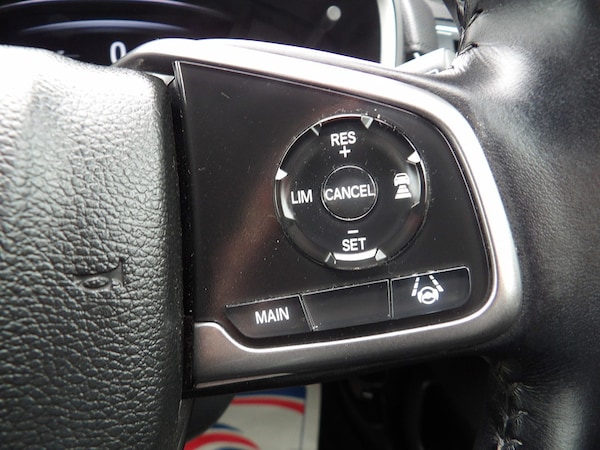 Used Honda CR-V 2018 for sale - 76299807: Photo 44