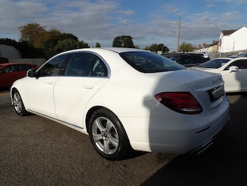 Used Mercedes-Benz E Class 2018 for sale - 76299802: Photo