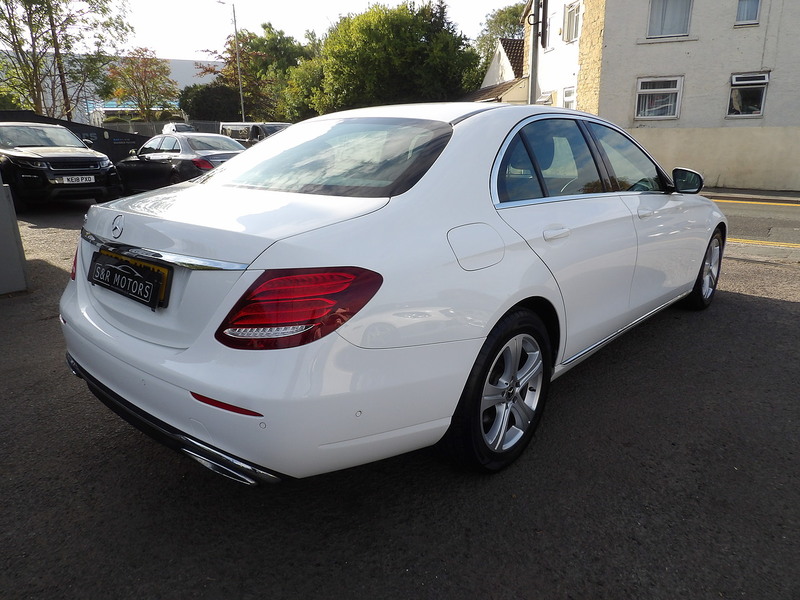 Used Mercedes-Benz E Class 2018 for sale - 76299802: Photo 5