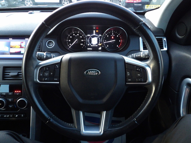 Used Land Rover Discovery Sport 2016 for sale - 76339750: Photo 40