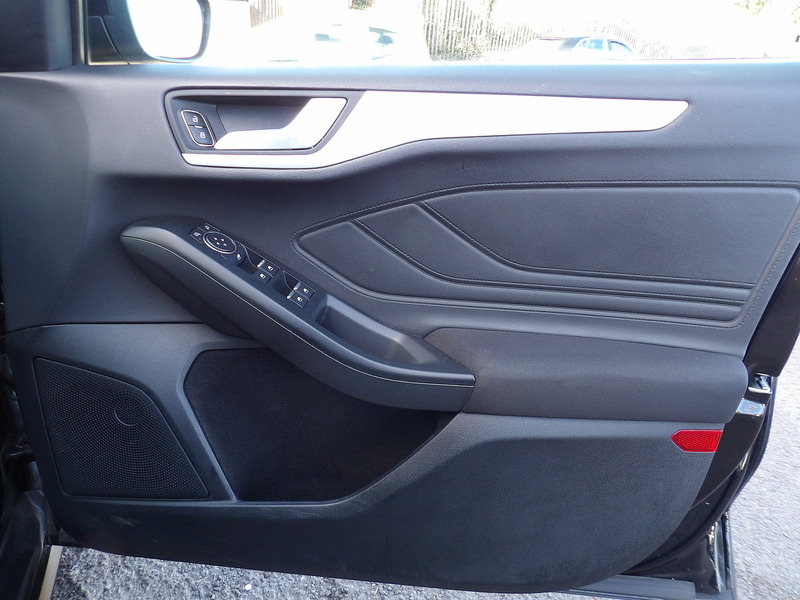 Used Ford Focus 2020 for sale - 76896558: Photo 23