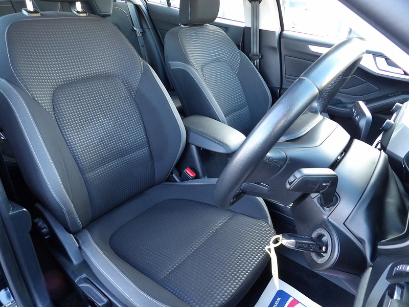 Used Ford Focus 2020 for sale - 76896558: Photo 25