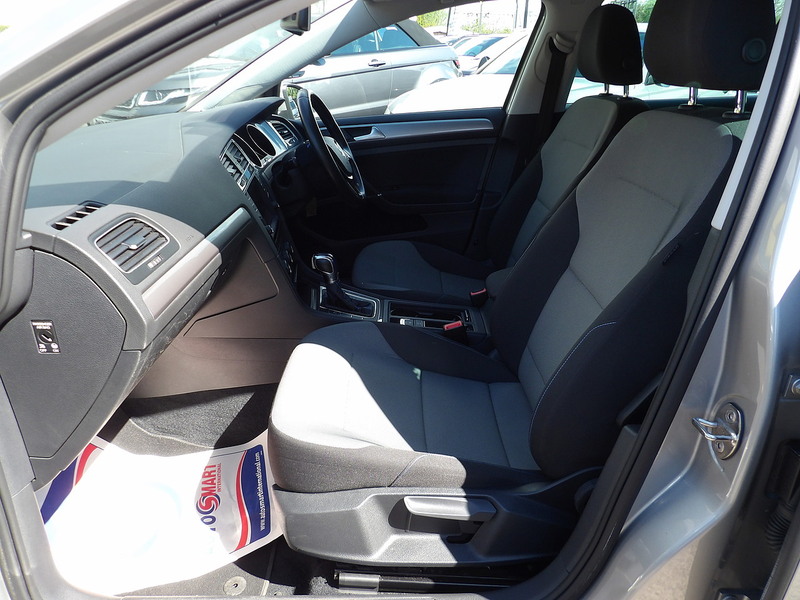 Used Volkswagen Golf 2015 for sale - 76308052: Photo 22