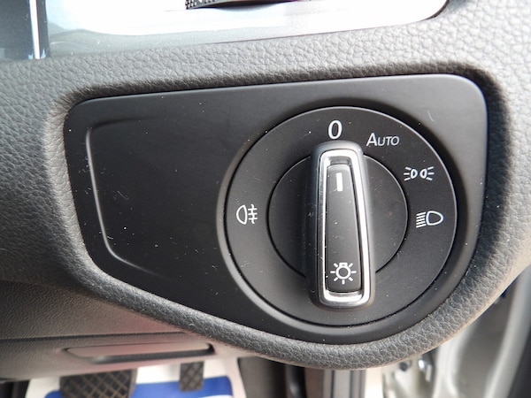 Used Volkswagen Golf 2015 for sale - 76308052: Photo 45