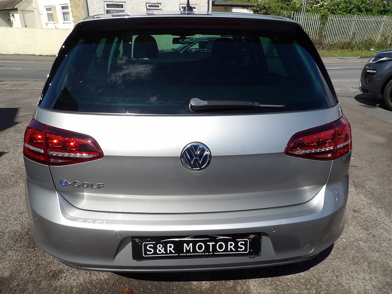 Used Volkswagen Golf 2015 for sale - 76308052: Photo 8