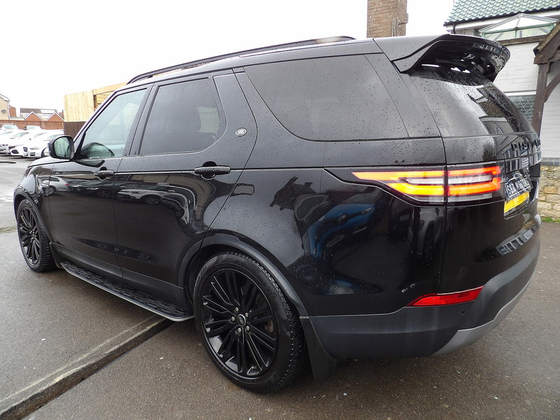 Used Land Rover Discovery 2018 for sale - 76299821: Photo 3