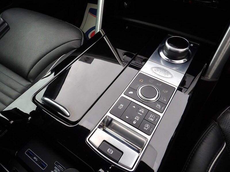 Used Land Rover Discovery 2018 for sale - 76299821: Photo 35