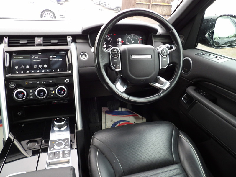 Used Land Rover Discovery 2018 for sale - 76299821: Photo 57