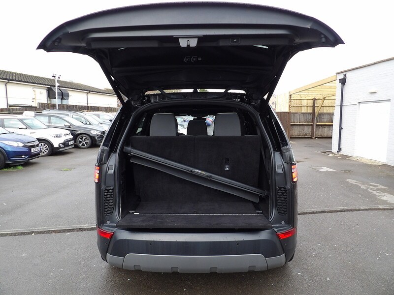 Used Land Rover Discovery 2018 for sale - 76299821: Photo 61