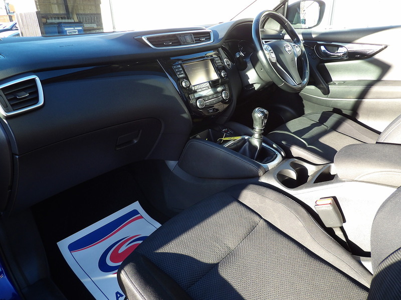 Used Nissan Qashqai 2017 for sale - 76798821: Photo 17