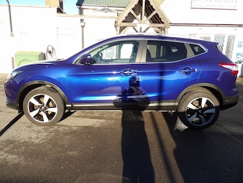 Used Nissan Qashqai 2017 for sale - 76798821: Photo