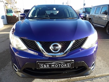 Used Nissan Qashqai 2017 for sale - 76798821: Photo