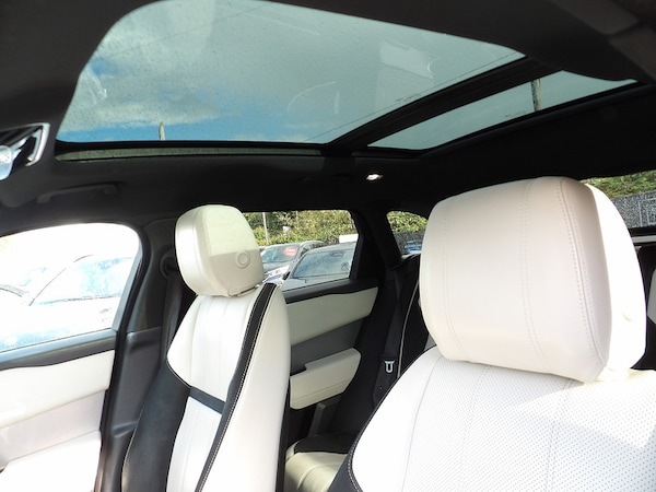 Used Land Rover Range Rover Velar 2017 for sale - 76299780: Photo 34