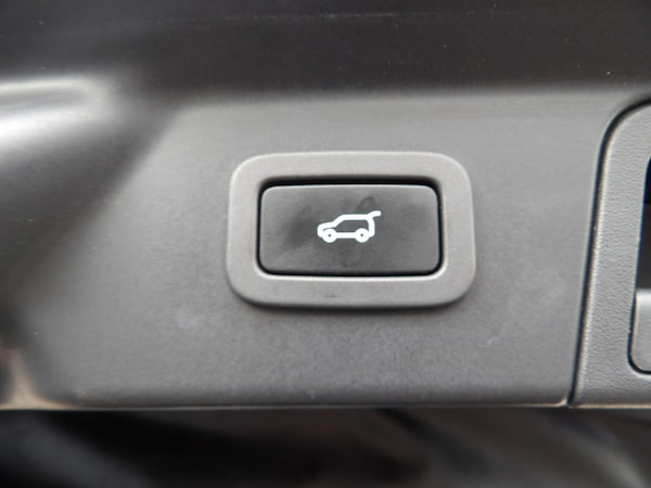 Used Land Rover Range Rover Velar 2017 for sale - 76299780: Photo 46