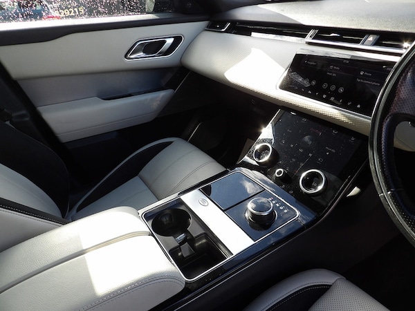 Used Land Rover Range Rover Velar 2017 for sale - 76299780: Photo 57
