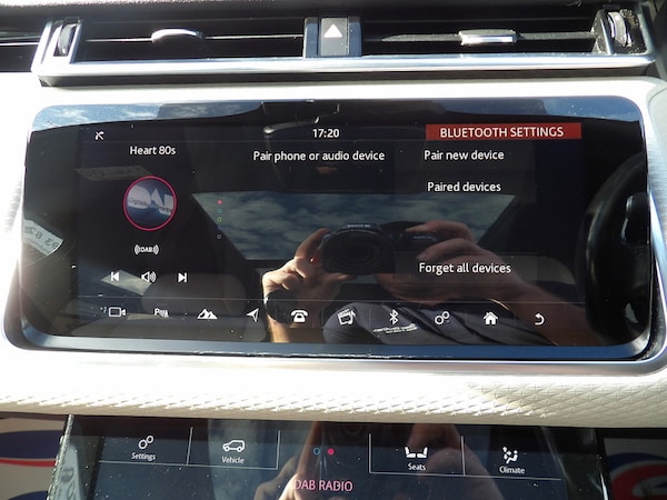 Used Land Rover Range Rover Velar 2017 for sale - 76299780: Photo 76