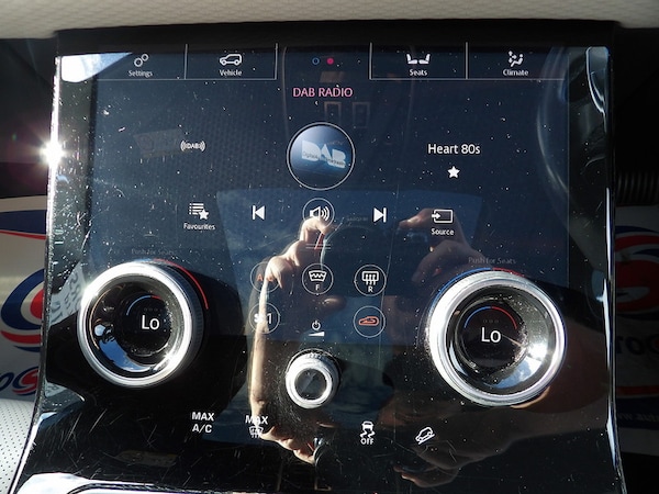 Used Land Rover Range Rover Velar 2017 for sale - 76299780: Photo 80