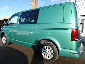 Used Volkswagen Transporter 2021 for sale - 76628600: Photo