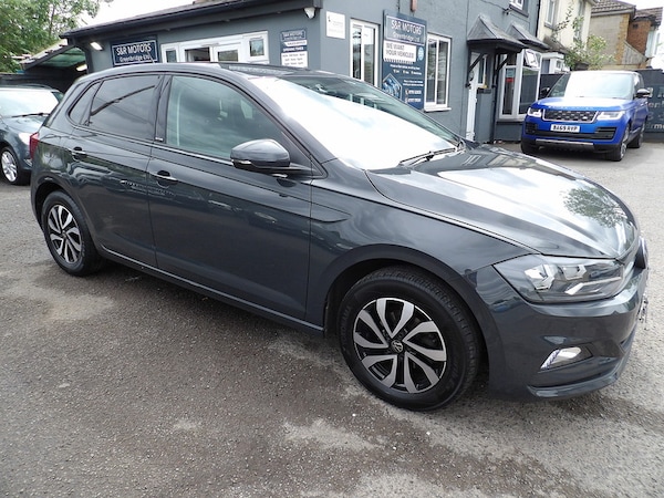 Used Volkswagen Polo 2021 for sale - 76299785: Photo 3