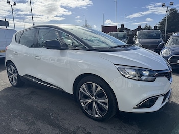 Used Renault Scenic 2019 for sale - 78709980: Photo