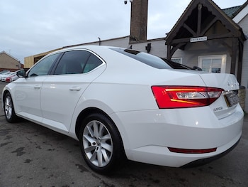 Used Skoda Superb 2022 for sale - 76699015: Photo