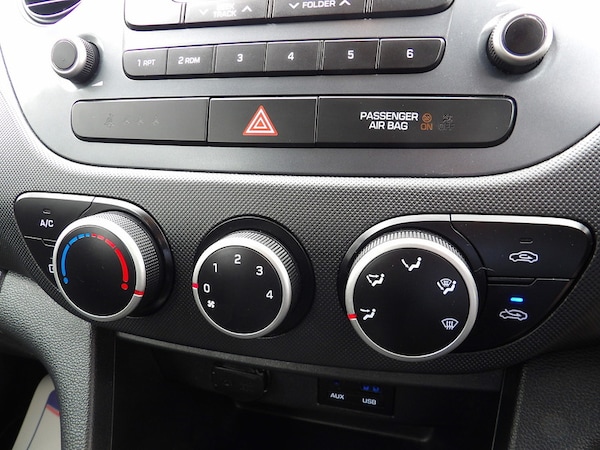 Used Hyundai i10 2019 for sale - 76299784: Photo 21