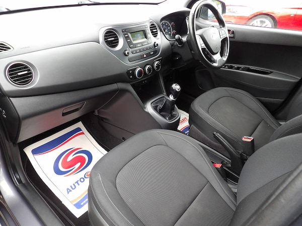 Used Hyundai i10 2019 for sale - 76299784: Photo 39