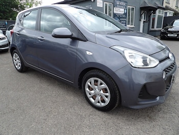 Used Hyundai i10 2019 for sale - 76299784: Photo