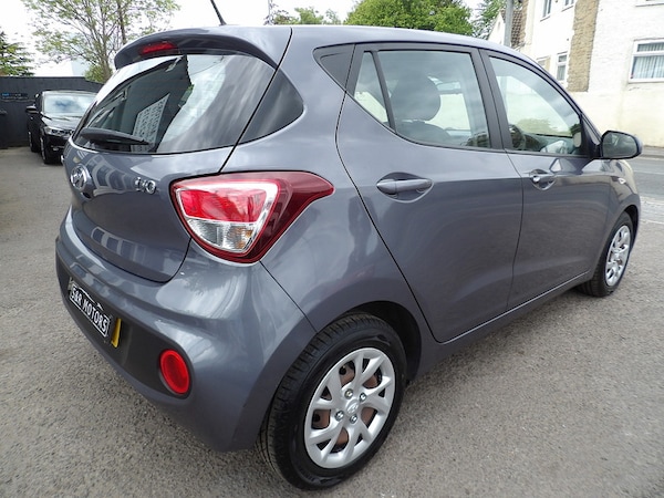 Used Hyundai i10 2019 for sale - 76299784: Photo 5