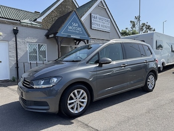 Used Volkswagen Touran 2019 for sale - 78986604: Photo