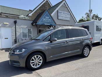 Used Volkswagen Touran 2019 for sale - 78986604: Photo
