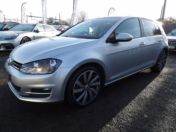 Used Volkswagen Golf 2017 for sale - 76308059: Photo 1