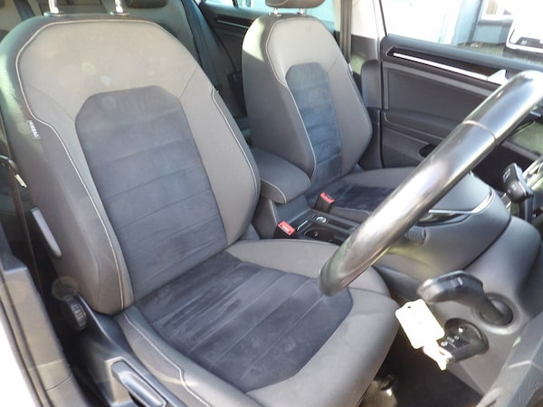 Used Volkswagen Golf 2017 for sale - 76308059: Photo 29