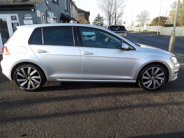 Used Volkswagen Golf 2017 for sale - 76308059: Photo 6