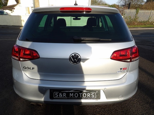 Used Volkswagen Golf 2017 for sale - 76308059: Photo 8