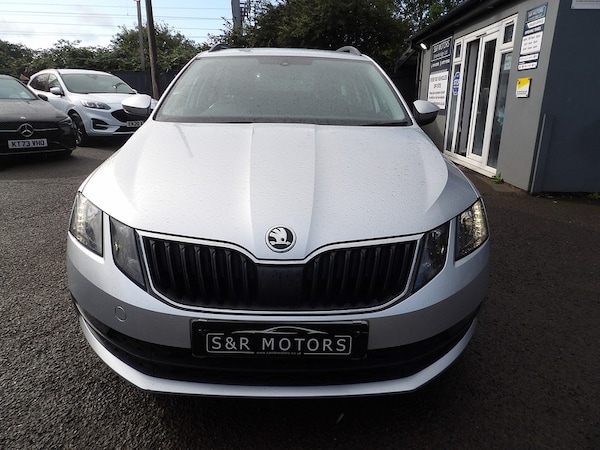 Used Skoda Octavia 2020 for sale - 76308102: Photo 2