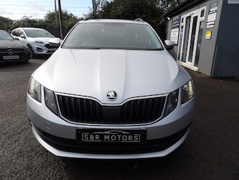 Used Skoda Octavia 2020 for sale - 76308102: Photo