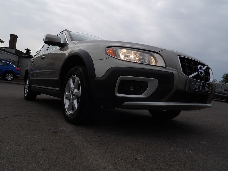Used Volvo XC70 2011 for sale - 76308127: Photo 10