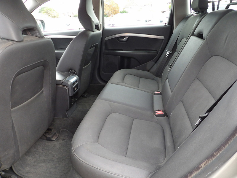 Used Volvo XC70 2011 for sale - 76308127: Photo 13