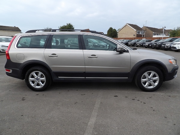 Used Volvo XC70 2011 for sale - 76308127: Photo 4