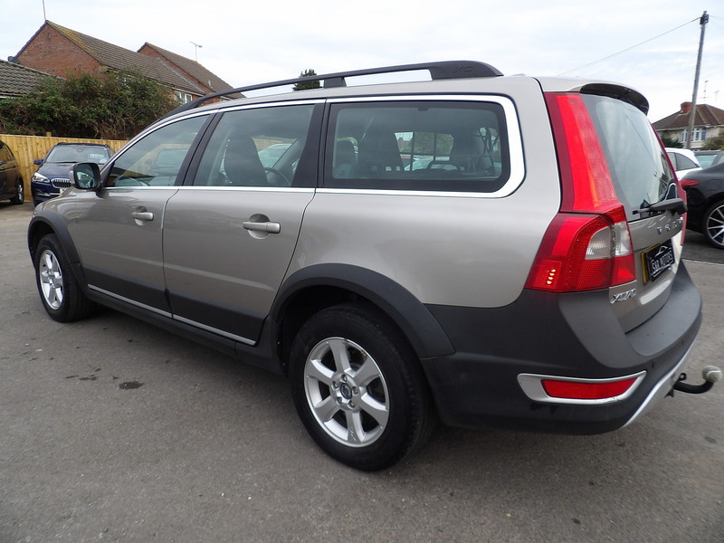Used Volvo XC70 2011 for sale - 76308127: Photo 7