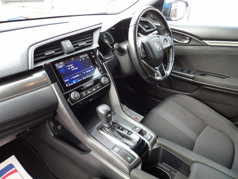 Used Honda Civic 2017 for sale - 76437081: Photo 53