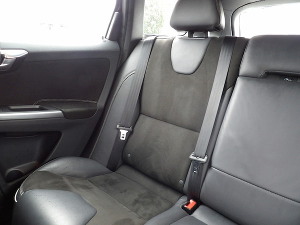 Used Volvo XC60 2017 for sale - 76308031: Photo 20
