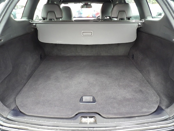 Used Volvo XC60 2017 for sale - 76308031: Photo 32