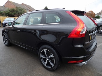 Used Volvo XC60 2017 for sale - 76308031: Photo