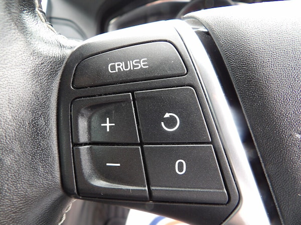 Used Volvo XC60 2017 for sale - 76308031: Photo 45