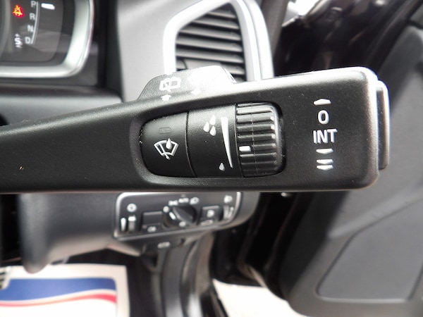 Used Volvo XC60 2017 for sale - 76308031: Photo 46